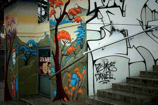 蘑菇影视在线观看板块划分变动｜评论热词榜引发体验讨论